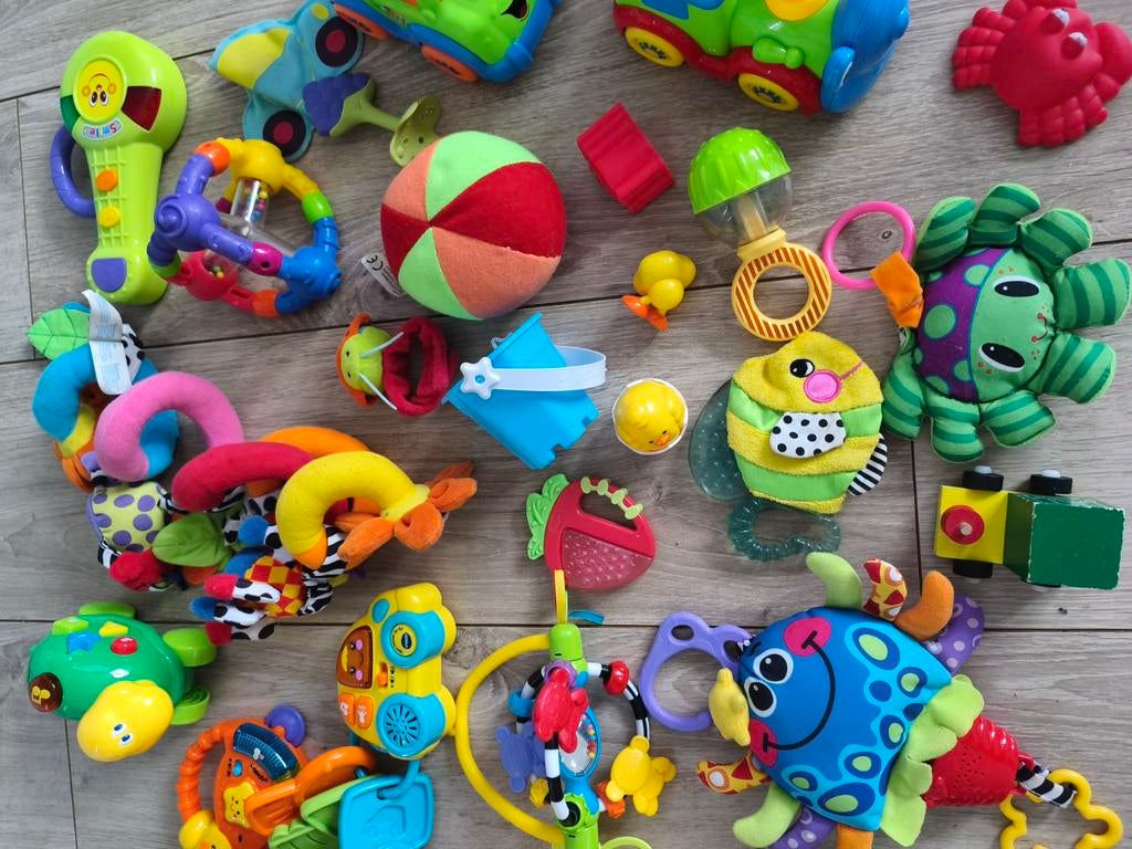 Divers jouets BB état neuf !