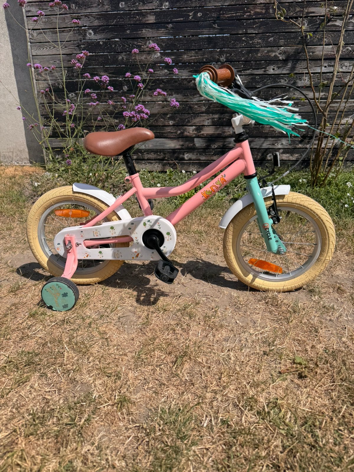 Mooie roze kinderfiets voor meisjes (3 tot 5 à 6 jaar), Fietsen en Brommers, Ophalen, Zo goed als nieuw, Zijwieltjes