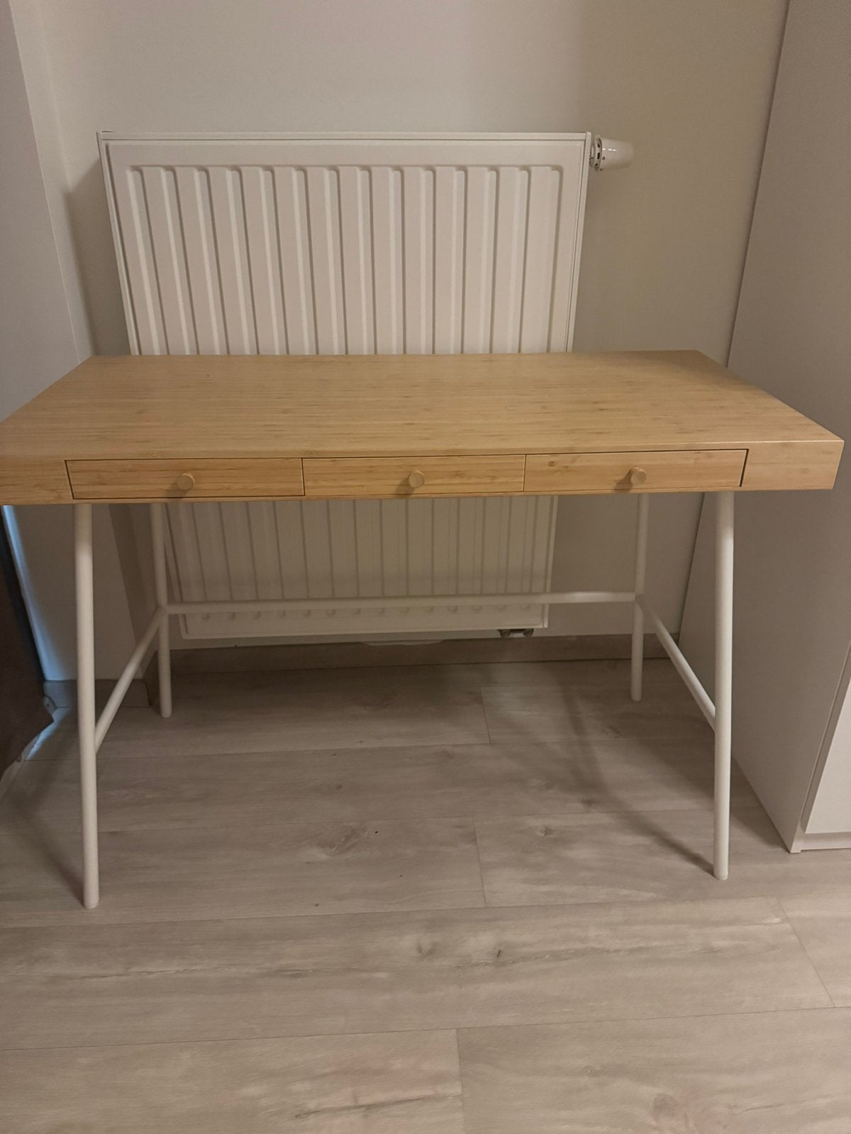 Bureau Ikea als nieuw, Ophalen, Met lades, Zo goed als nieuw, IKEA