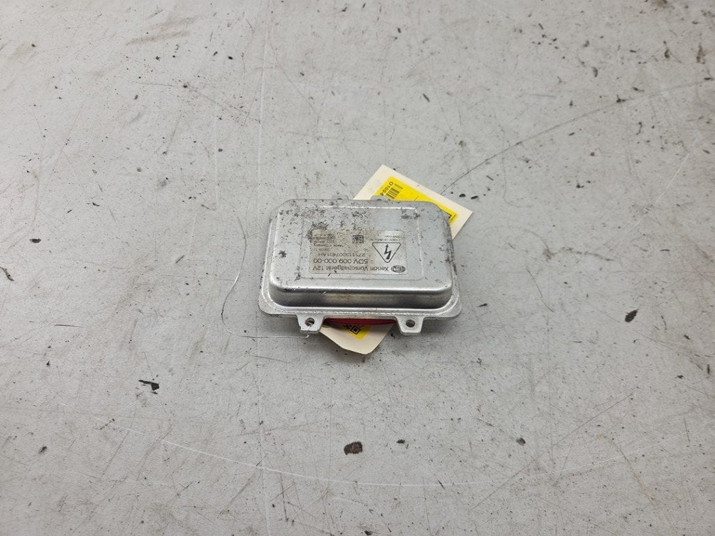 ORDINATEUR XENON Volkswagen Golf VI (5K1) (01-2008/11-2013), Volkswagen, Utilisé, Rixbecker Straße 75
59552  Lippstadt, DE, Info@forvia.com