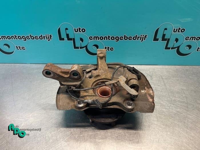 Fusee rechts-voor van een Dodge Caliber, Gebruikt, -, -, Ophalen of Verzenden