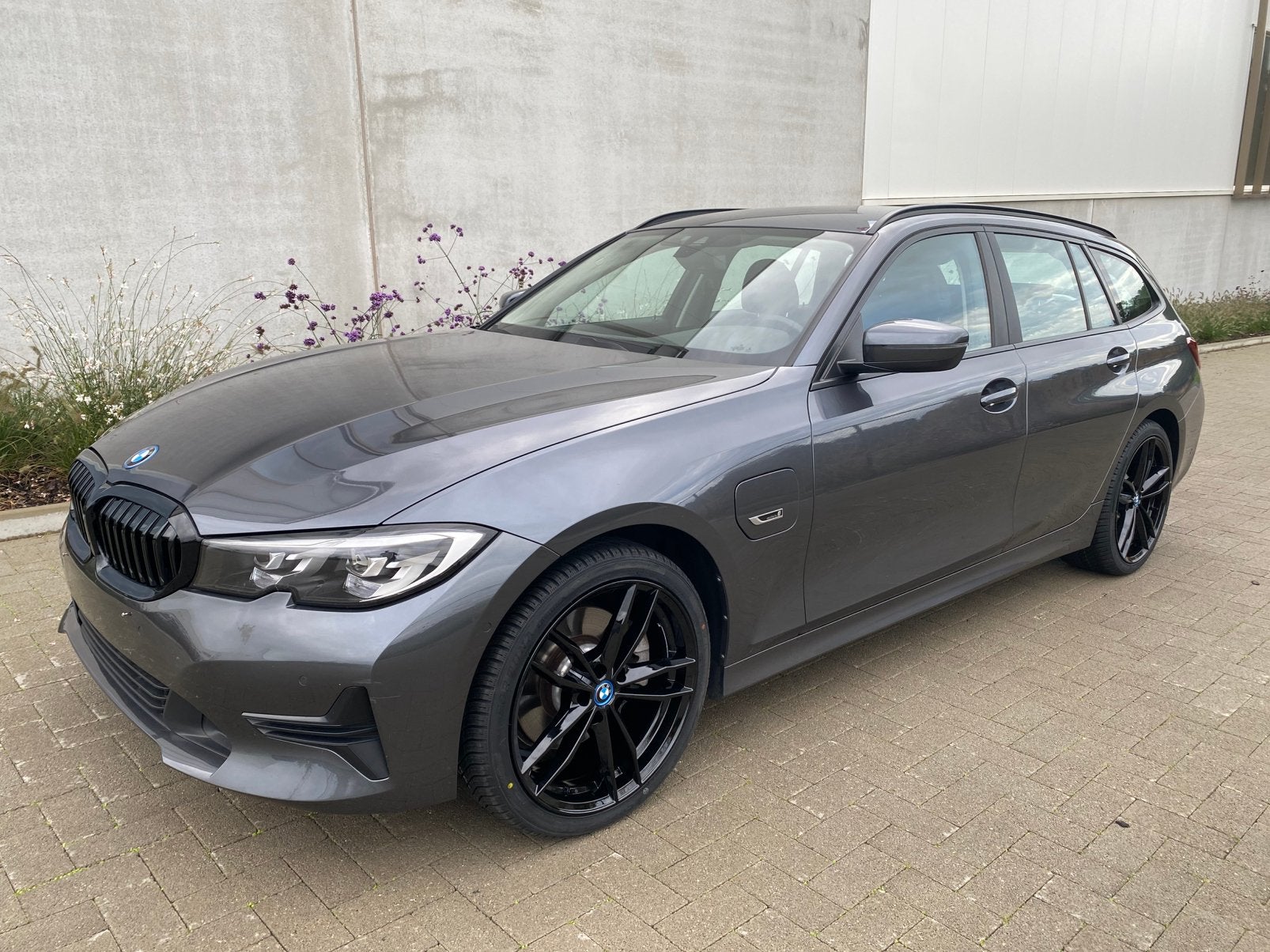BMW 320E TOURING - BUSINESS PACK, Automaat, Achterwielaandrijving, 4 cilinders, Leder