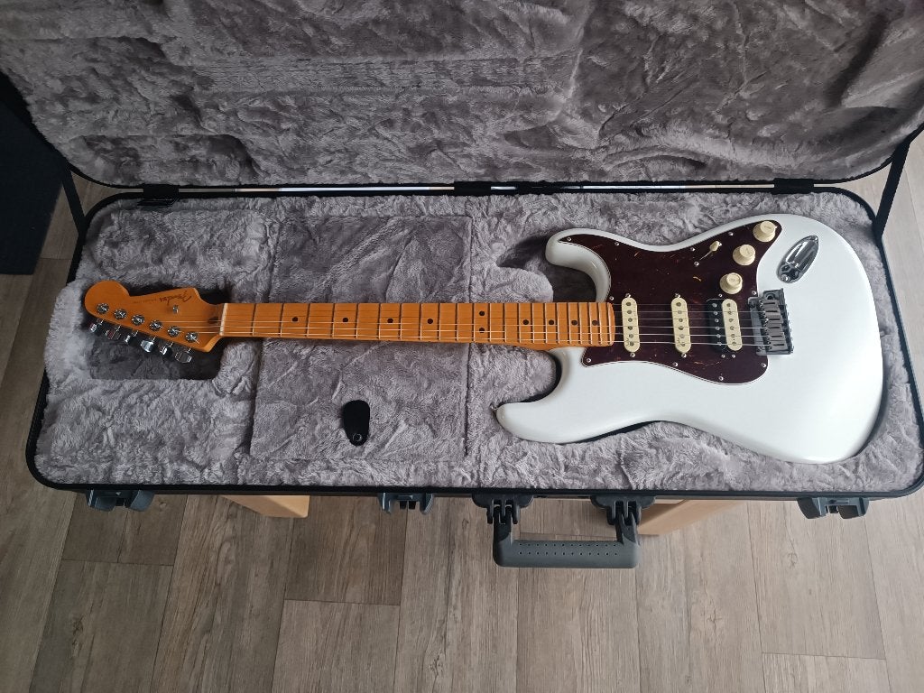 Fender Stratocaster HSS Ultra, Musique & Instruments, Enlèvement, Neuf, Solid body, Fender