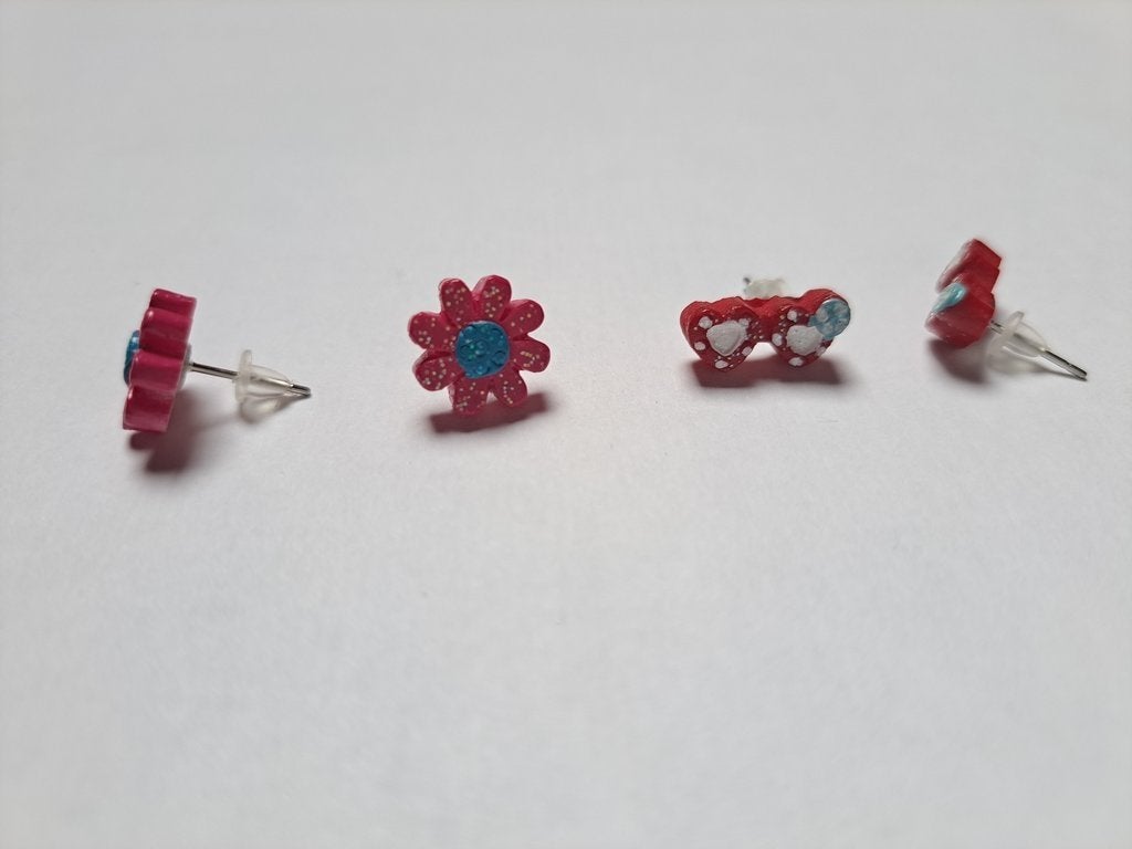 2 sets oorbellen: bloem en bril, Ophalen of Verzenden, Zo goed als nieuw, Overige typen