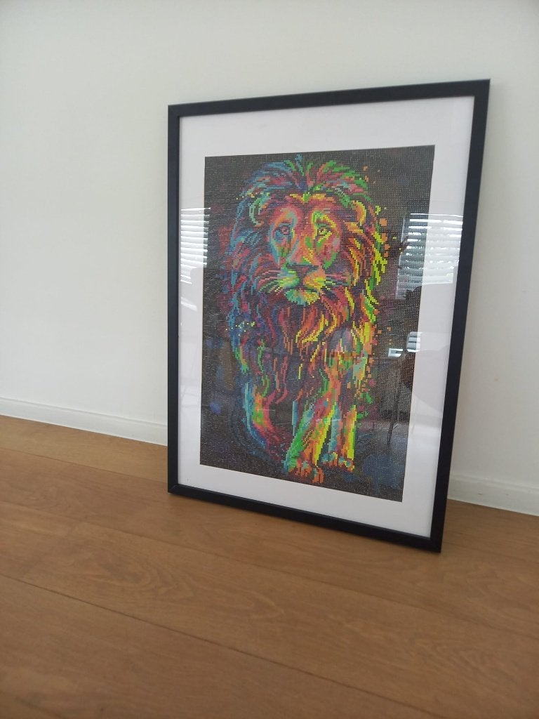 Prachtig kunstwerk leeuw meer dan 30000 diamond pixels, Antiquités & Art, Art | Dessins & Photographie, Enlèvement ou Envoi, Autres types
