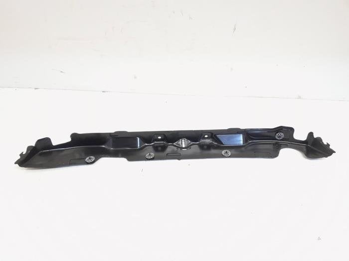 Moulure intermédiaire avant d'un Volkswagen Polo (LA7N), Autos : Pièces & Accessoires, Carrosserie & Tôlerie, Volkswagen, Utilisé