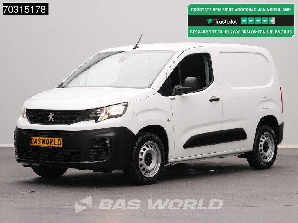 Peugeot Partner 110pk Benzine Automaat L1H1 Airco Cruise Par, Auto's, Automaat, Stof, Gebruikt, Euro 6