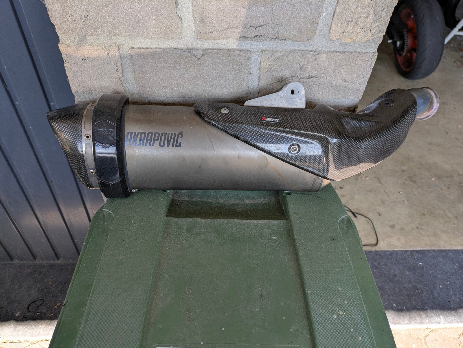Akrapovic uitlaat Duke 790/890, Motoren, Particulier