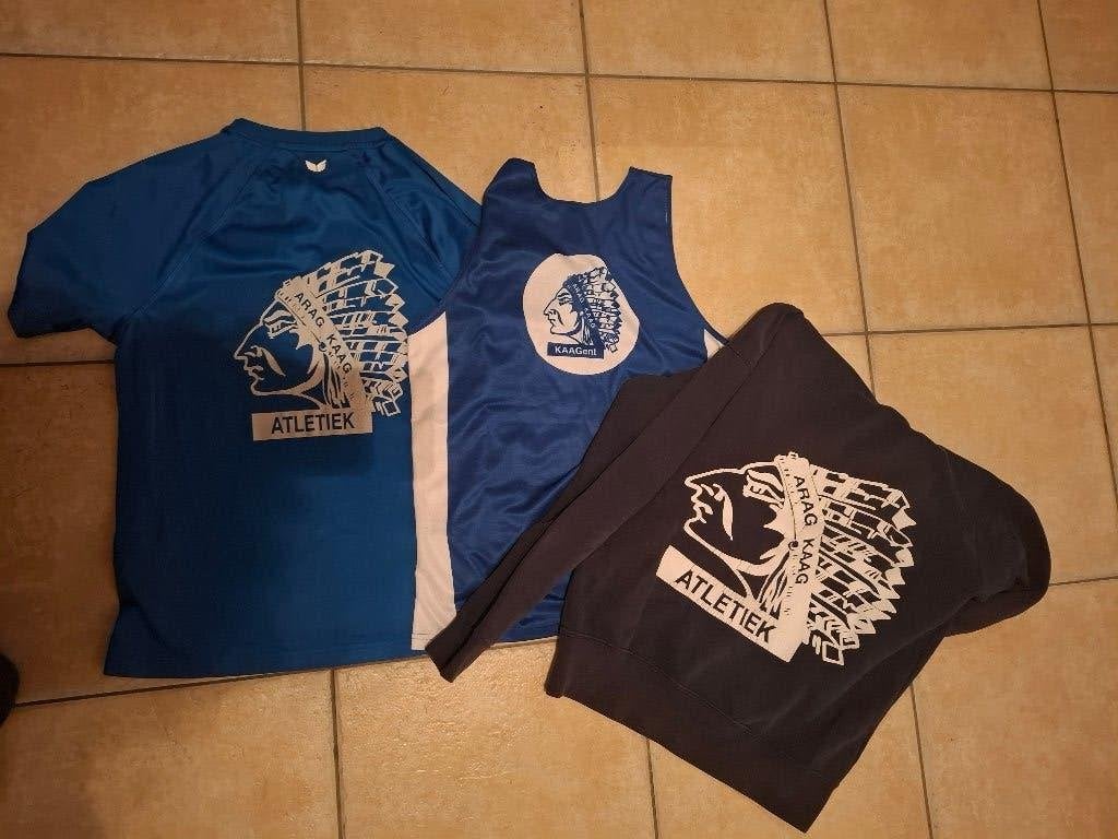 Pakket sportkledij Atletiek KAA Gent, Ophalen, Gebruikt, Shirt