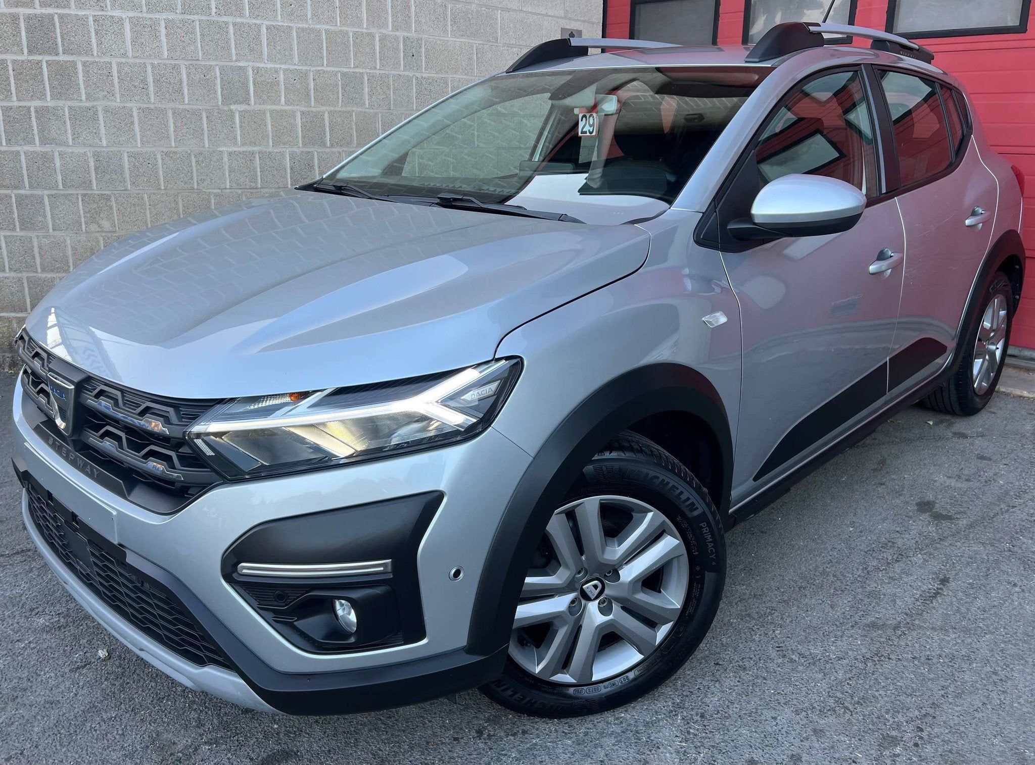Dacia Sandero 1.0 TCe Stepway Comfort, Autos, Dacia, Argent ou Gris, Achat, Euro 6, Entreprise