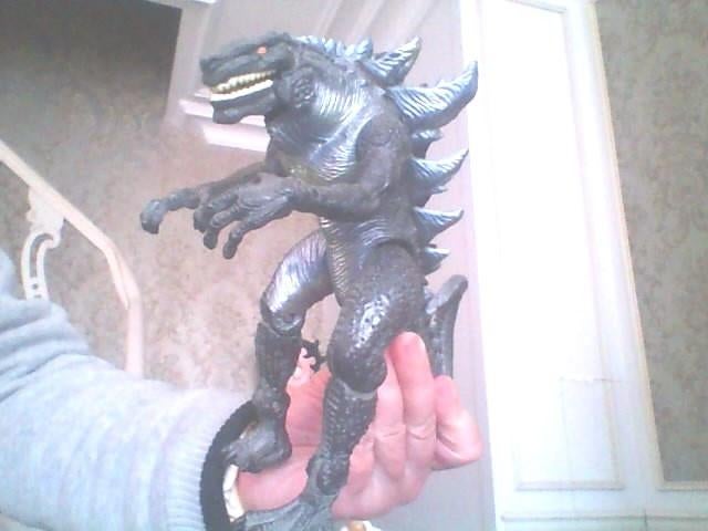 King Kong et Godzilla prix la pièce (un Godzilla hurle, Enlèvement
