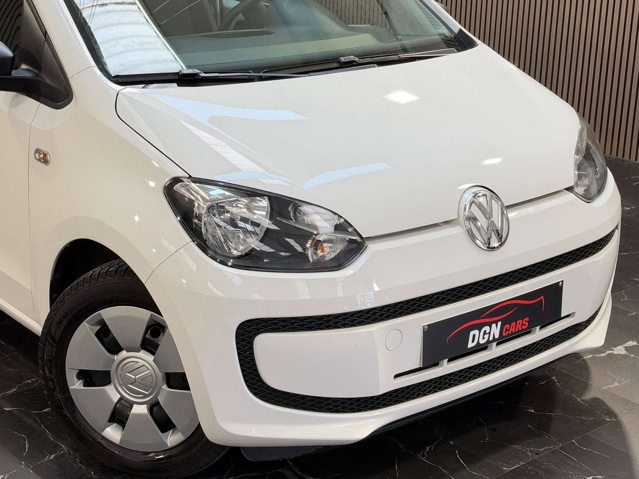Volkswagen up! Up! 1.0i High up! (bj 2012), Auto's, Stof, Wit, Bedrijf, 3 cilinders