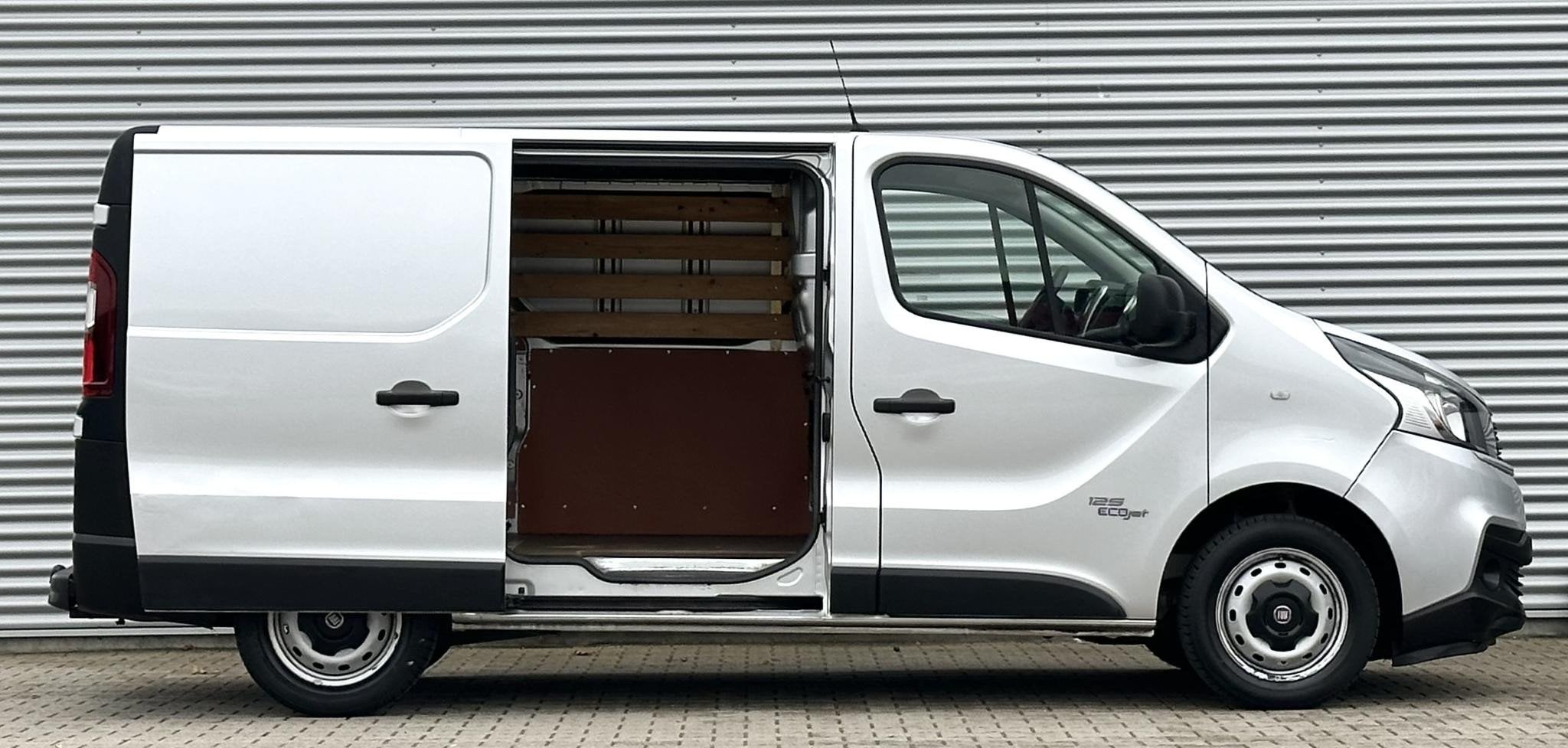 Fiat Talento 1.6 MJ EcoJet L1 Airco|Cruise|Navi, Autos, Argent ou Gris, Achat, Euro 6, Entreprise