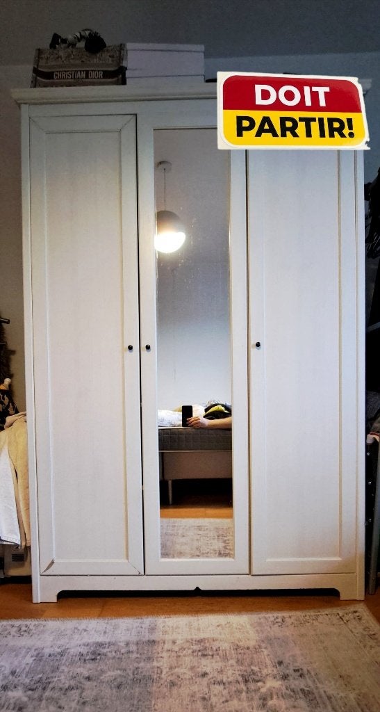Garde-robe blanche 3 portes (126x54x191), Minimaliste, 100 à 150 cm, Utilisé, Avec porte(s)