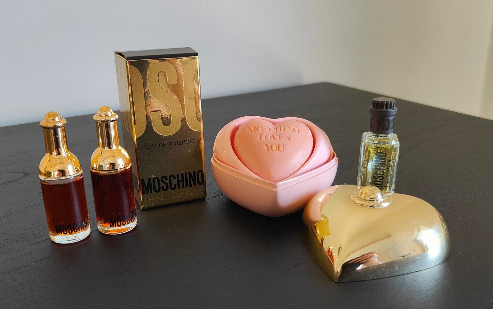 Vintage Moschino loves you giftset met extra flesjes, Ophalen