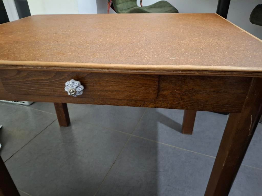 Houten Tafel met lade, Enlèvement