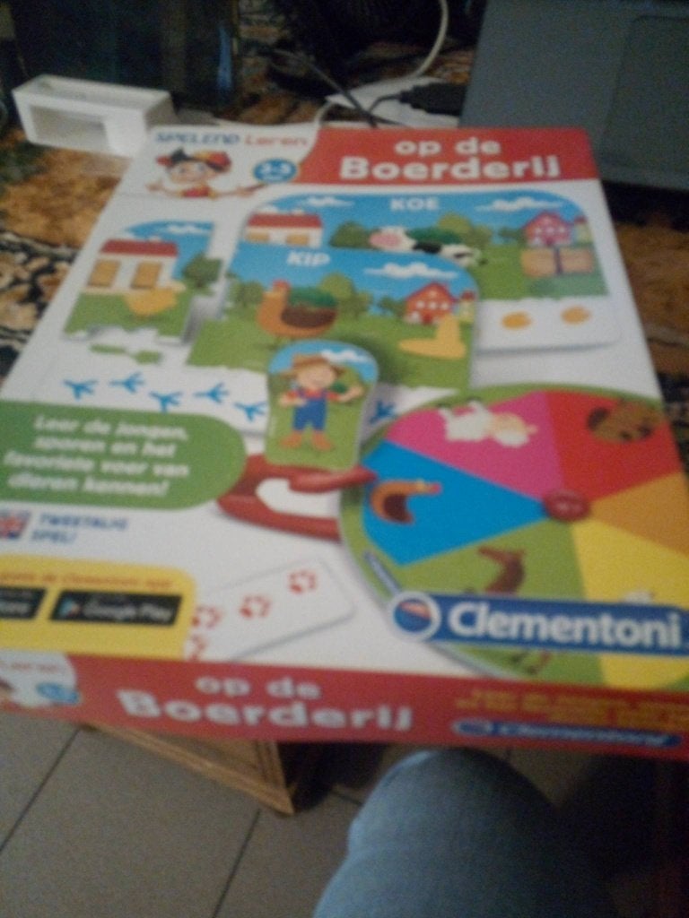 poussette double avec poupées et jeu de ferme, Enlèvement, Langue et Lecture
