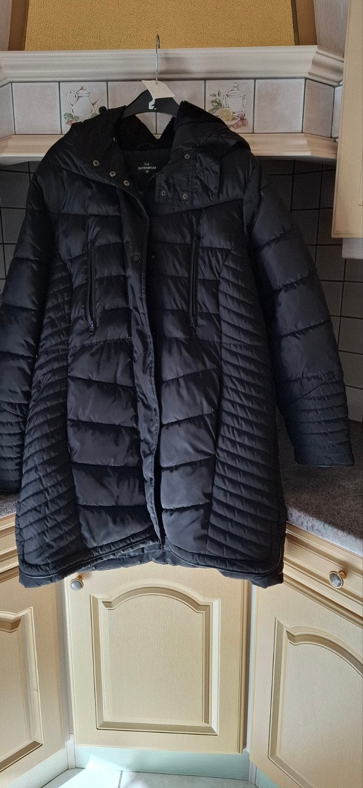 Manteau d'hiver noir pour femme, modèle de manteau, en très, Vêtements | Femmes, Enlèvement, Taille 46/48 (XL) ou plus grande