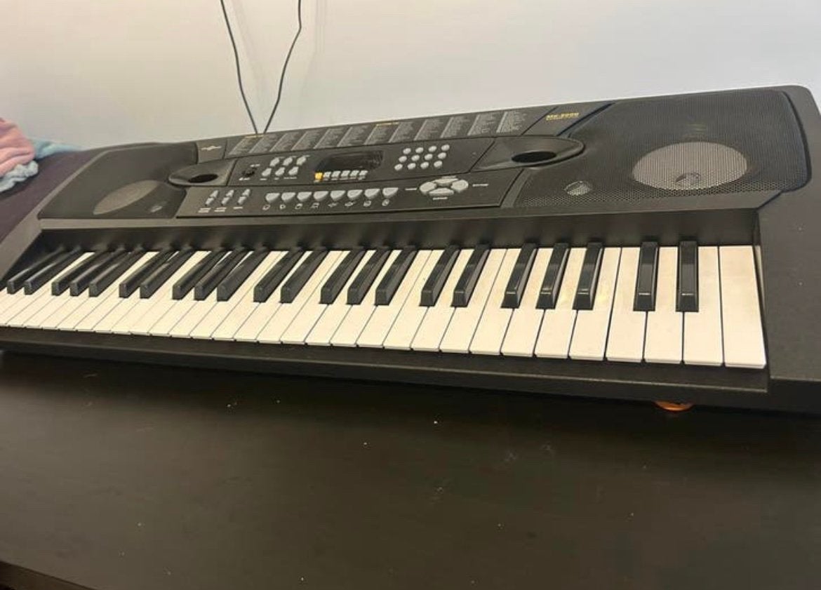 Mooi beginners keyboard, Muziek en Instrumenten, Keyboards, Ophalen, Zo goed als nieuw