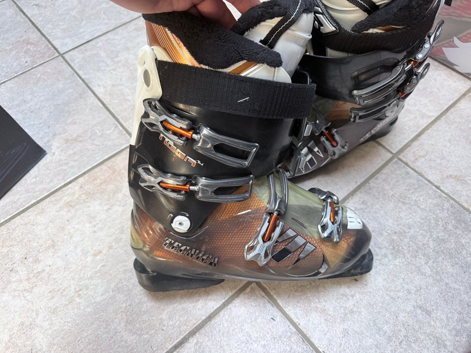 tecnika skischoen, Sport en Fitness, Skiën en Langlaufen, Overige merken, Schoenen, Ophalen of Verzenden, Zo goed als nieuw