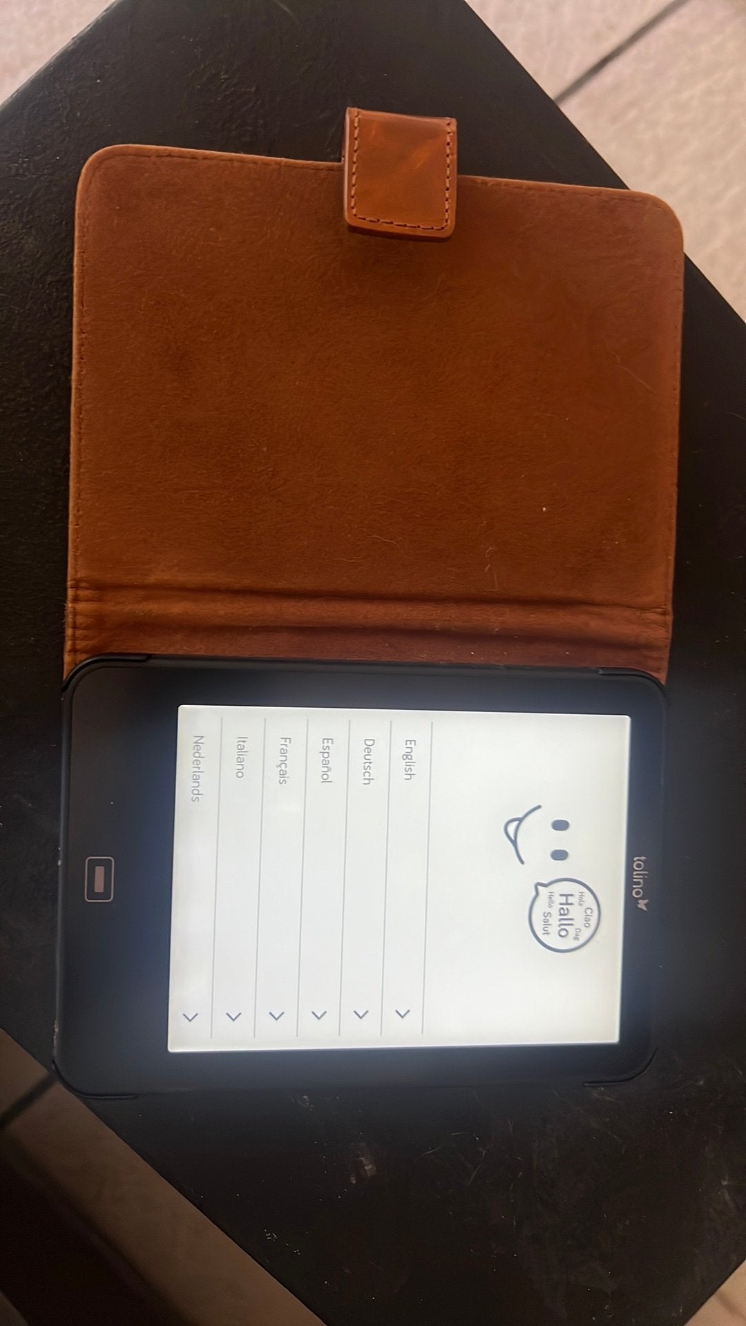Tolino met hoesje, Boeken