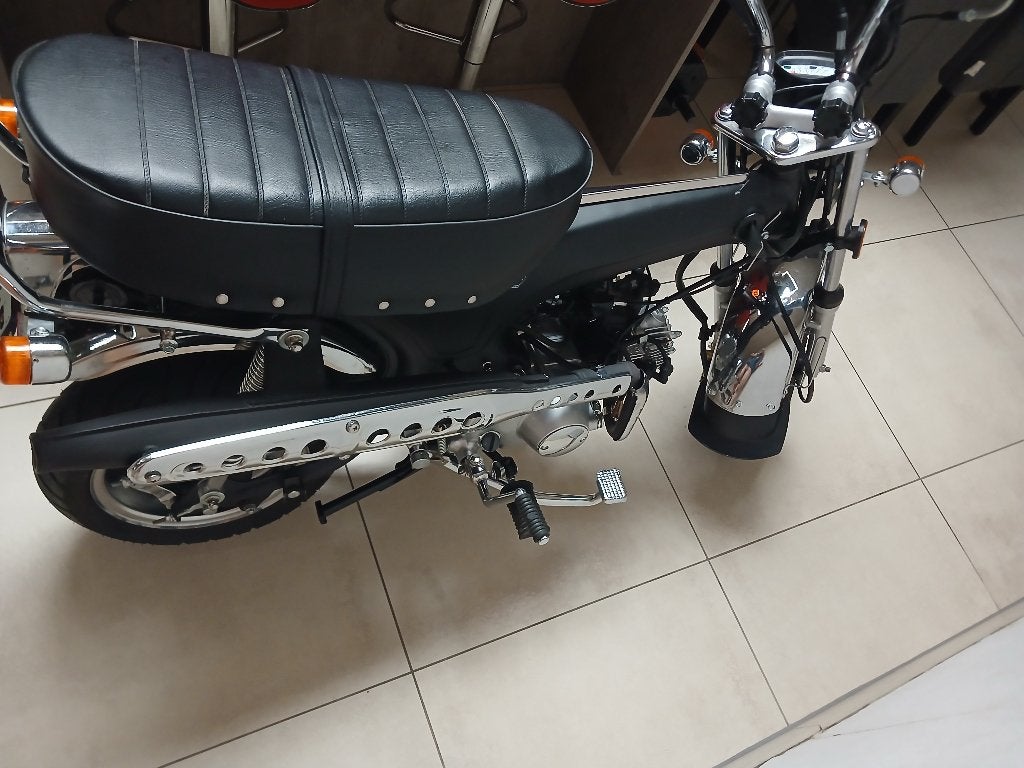Zh-cjl50, 49 cm³, Comme neuf, Classe B (45 km/h), Enlèvement