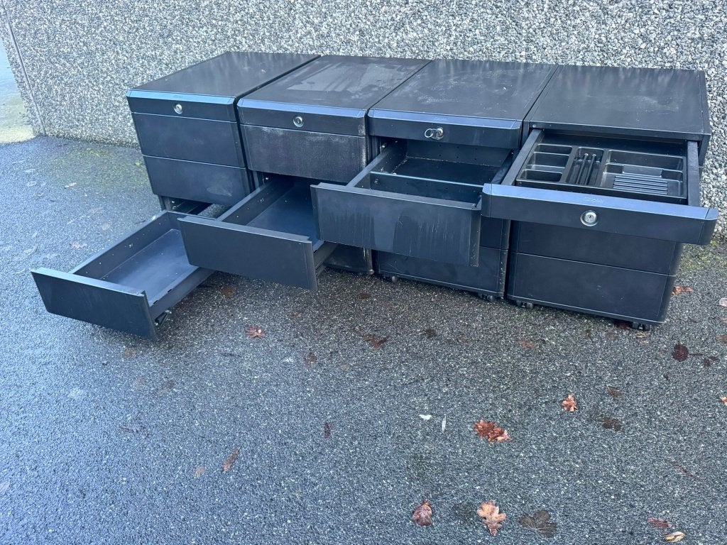 2 x Verrijdbaar Ladeblok – 3 Laden – Gispen 40 € per stuk, Ophalen, Gebruikt