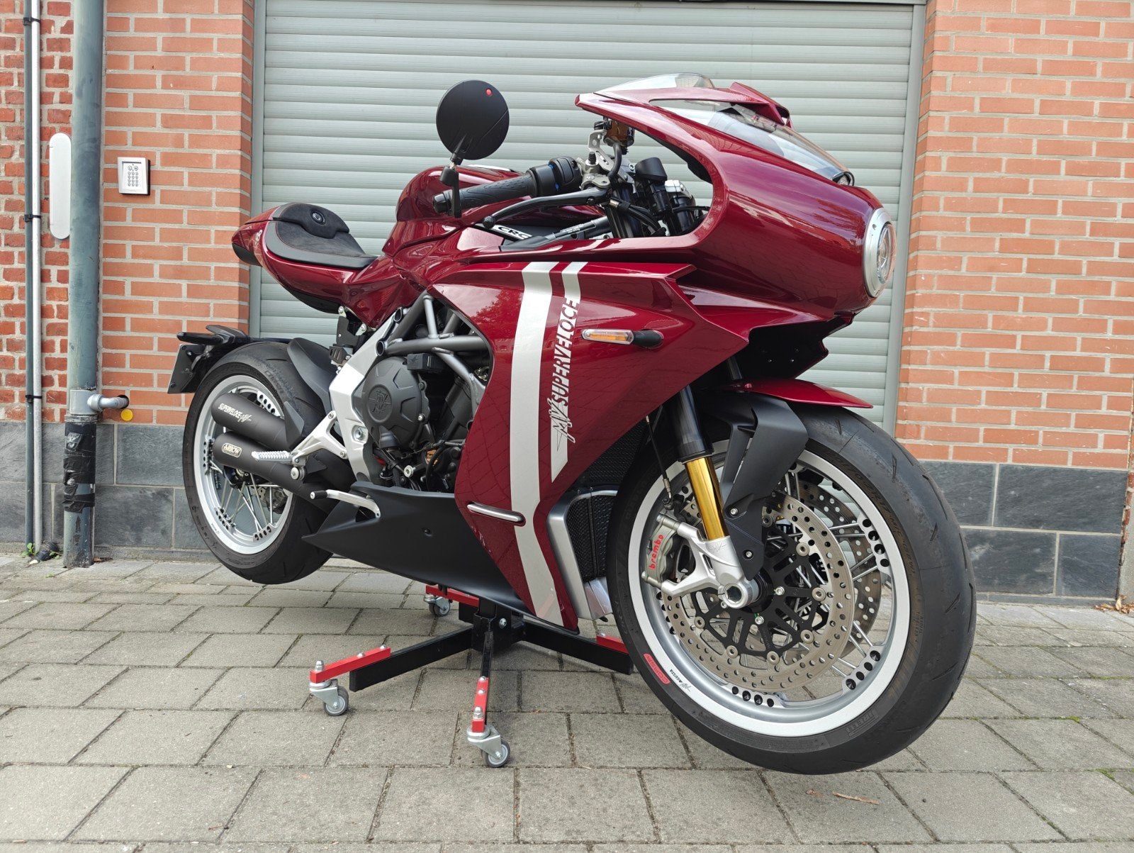 MV Agusta Superveloce 98, Motos, Permis Moto A, 798 cm³, Occasion, Plus de 35 kW