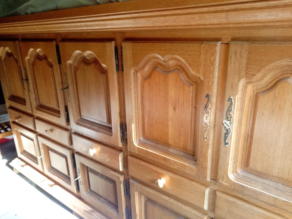 Massief houten kast, Huis en Inrichting, Kasten | Dressoirs, Ophalen, Gebruikt, Met deur(en), Eikenhout