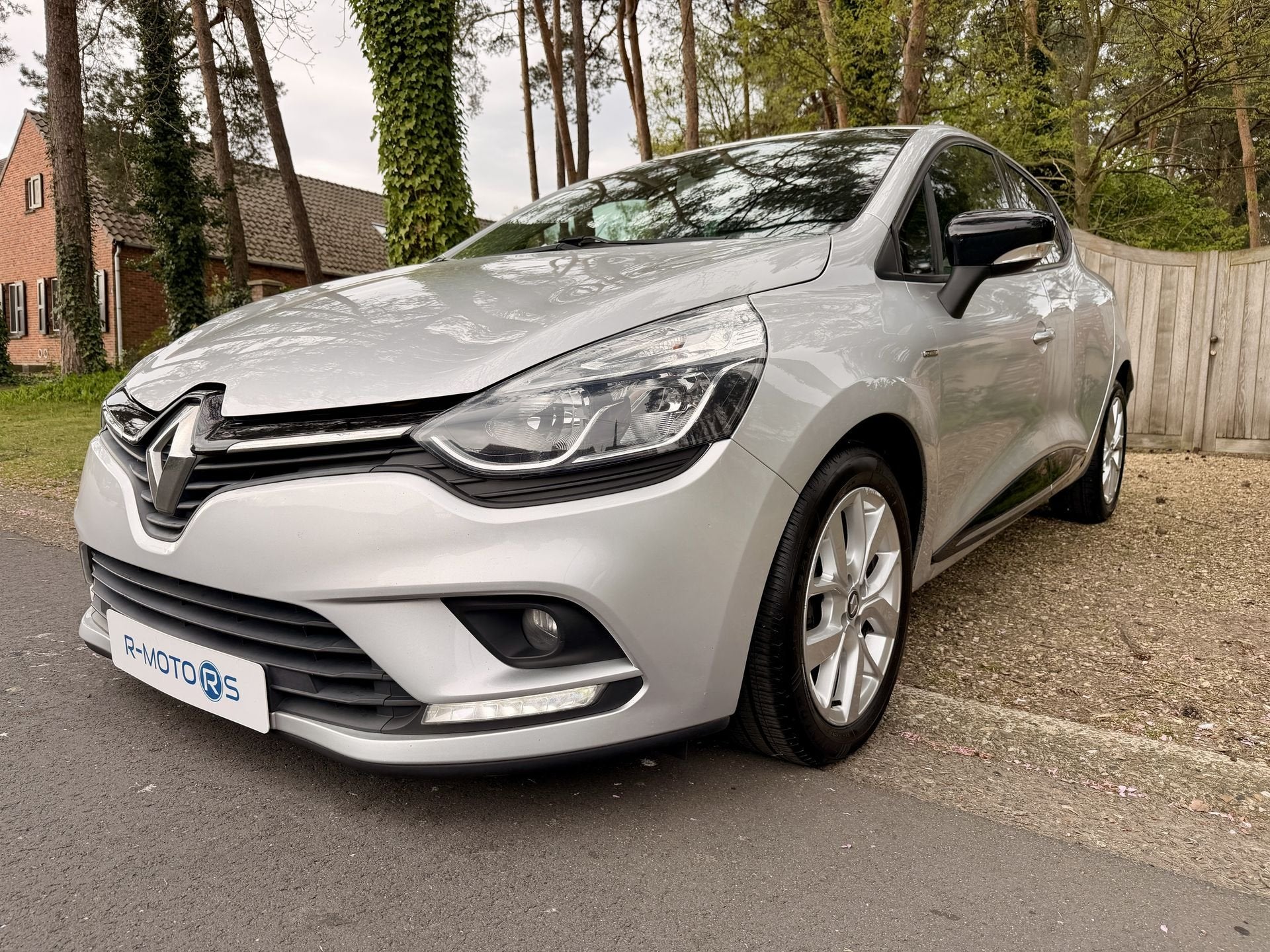Nieuw voertuig, Autos, Renault, Entreprise, Achat, Clio, Airbags, Air conditionné, Bluetooth, Ordinateur de bord, Cruise Control