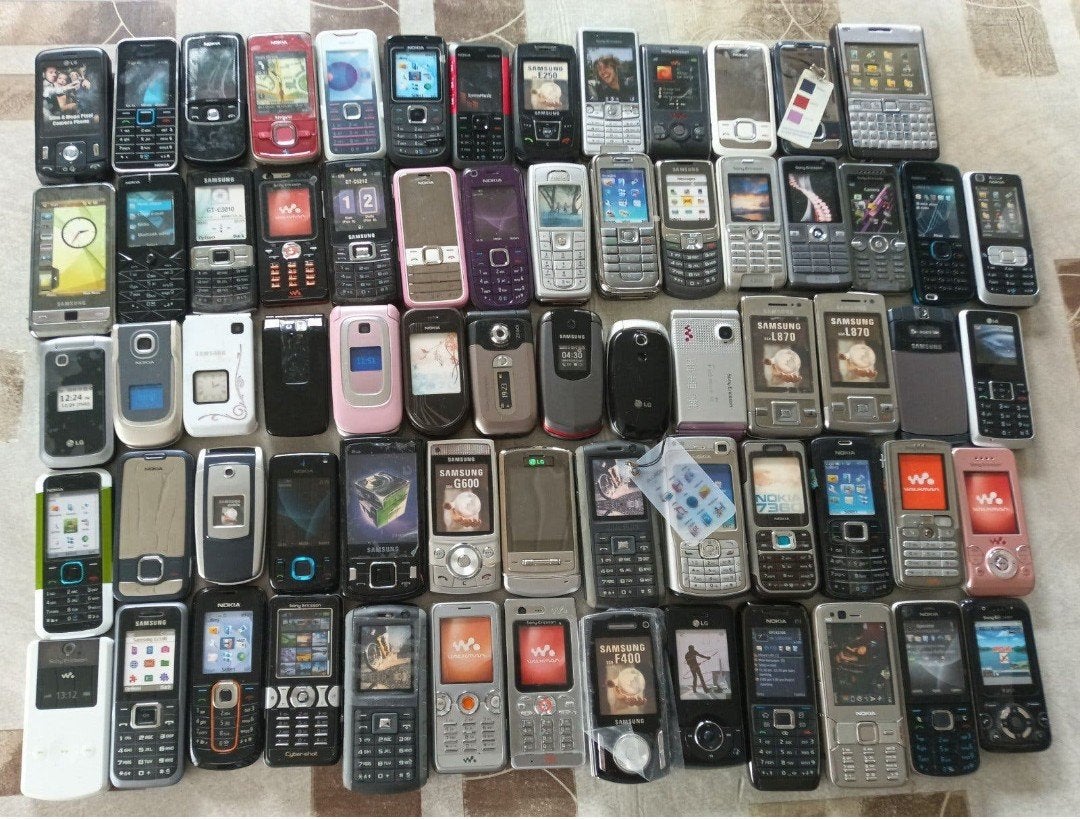 Lot van 68 vintage dummy GSM's - Etalagemodellen, Verzamelen, Ophalen of Verzenden, Gebruikt