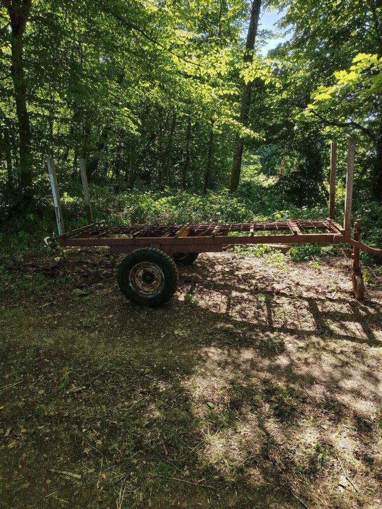 Remorque à bois, remorque forestière, Enlèvement, Utilisé