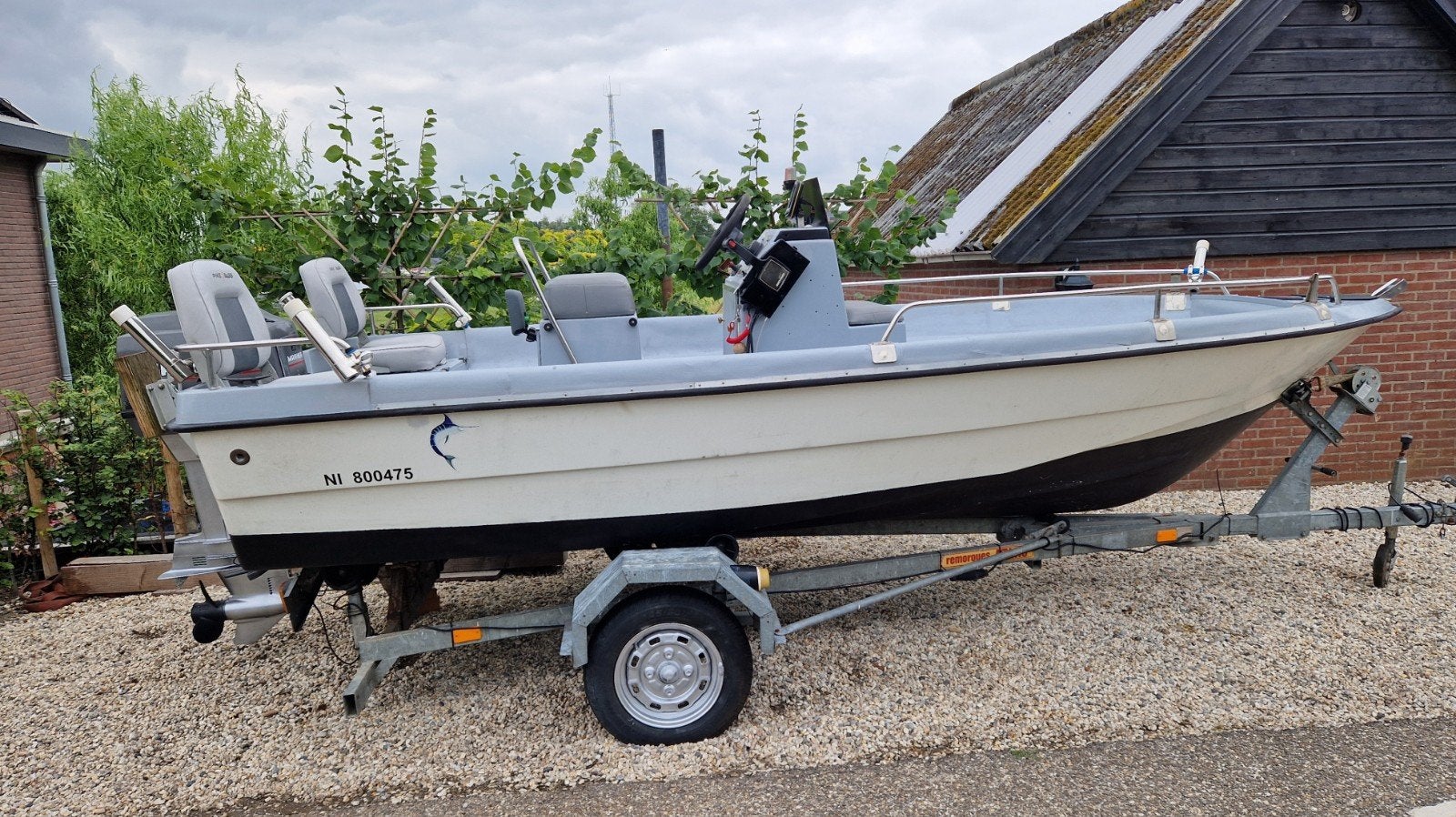 Vis/Console boot 60pk Mariner en trailer, Ophalen of Verzenden, Buitenboordmotor