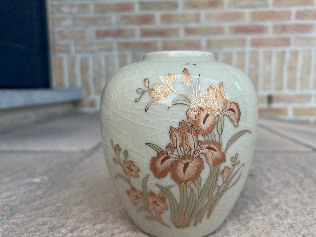 vase japonais, Enlèvement