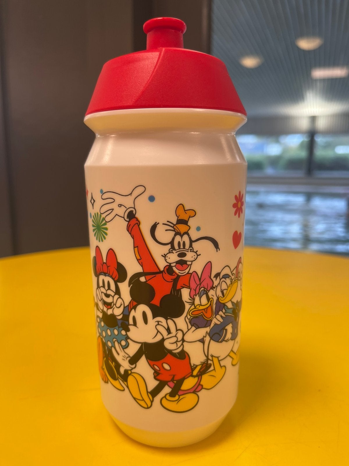 Nouvelle bouteille à boire Mickey Mouse, Sports & Fitness, Enlèvement ou Envoi, Neuf
