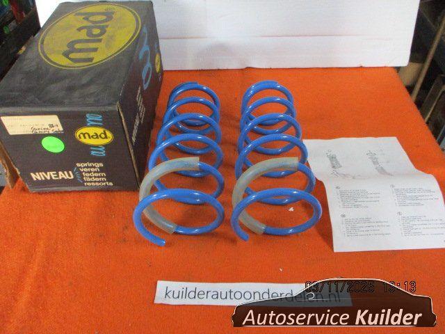 Hulpveren set Toyota Carina T17  Camry V2  MAD 36-015-8  HV3, Auto-onderdelen, -, Nieuw, Ophalen of Verzenden, Toyota