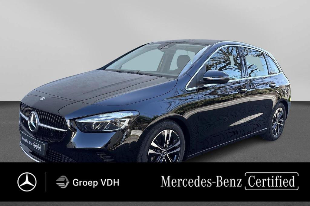 Mercedes-Benz Cars B-Klasse 180, Zwart, 4 cilinders, 700 kg, 136 pk