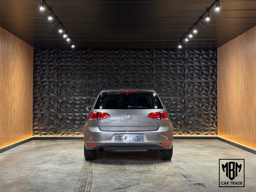 ✅ Vw Golf 7 1.2 TSI Highline GARANTIE ACC Navi PDC Alcantara, Voorwielaandrijving, Euro 5, Zwart, 4 cilinders