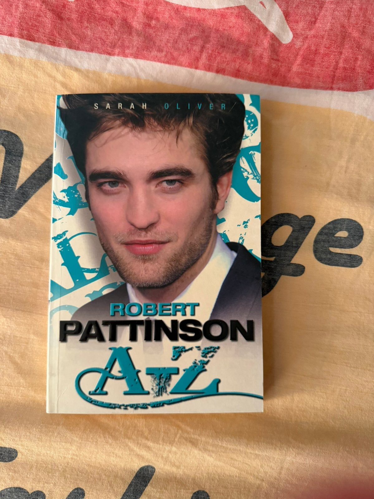 Boek robert pattinson, Boeken, Biografieën, Ophalen of Verzenden, Zo goed als nieuw