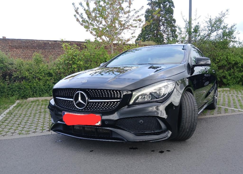 Mercedes-Benz CLA 180 AMG-lijn, Autos, CLA, Euro 6, Noir, 5 portes