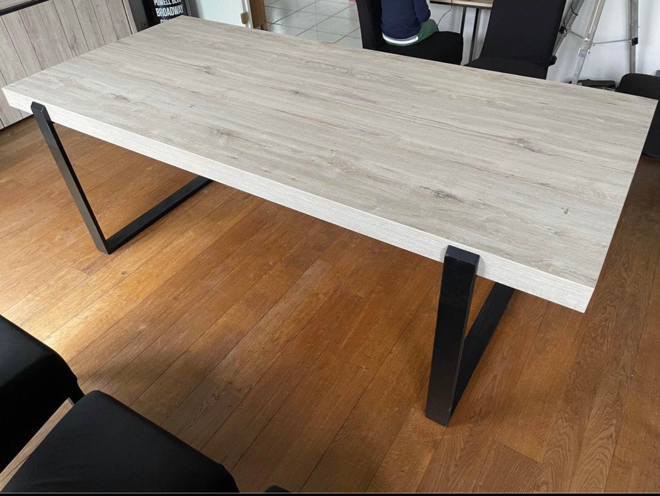 Table bois, 150 à 200 cm, Cinq personnes ou plus, Comme neuf, 100 à 150 cm