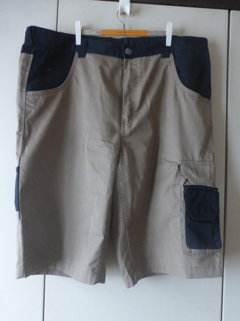Short de travail T: 40 € 5,00, Enlèvement ou Envoi
