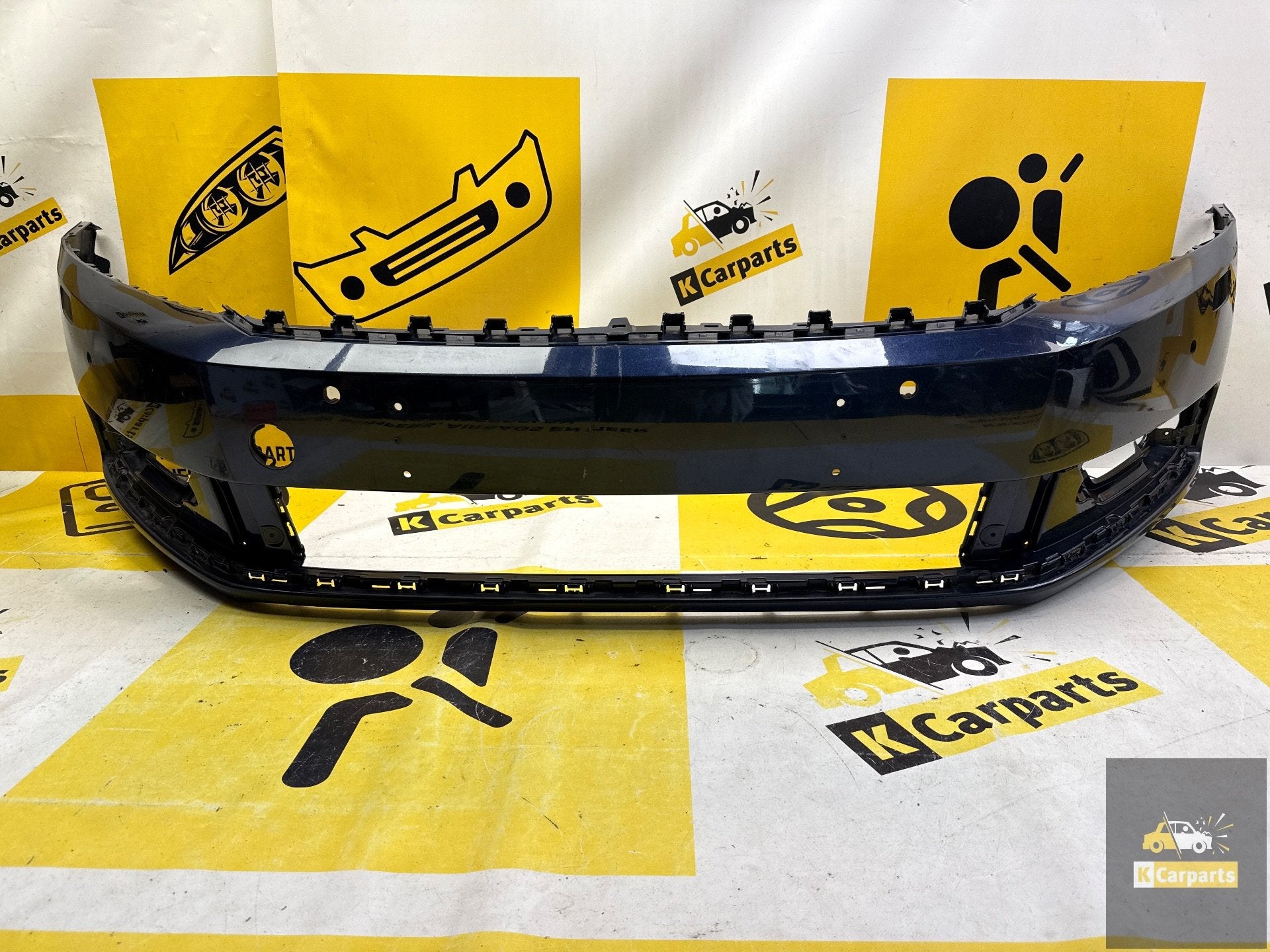 Voorbumper volkswagen Passat B7 bumper 4x PDC 3AA807221, Gebruikt, Volkswagen AG, Vw@volkswagen.de, Bumper