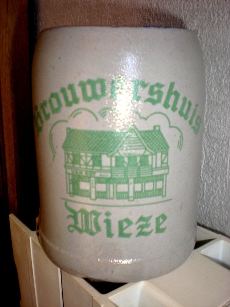 Brouwershuis Wieze  Logo vert  1/2 litre, Enlèvement ou Envoi, Comme neuf, Chope(s)