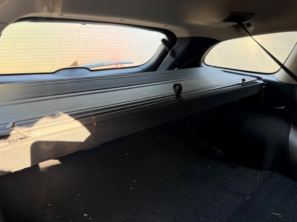 RIDEAU ROLL COVER Mazda 6 SportBreak (GH19 / GHA9), Hitdorfer Straße 73
51371  Leverkusen, DE, Mazda, Utilisé, Info@mazda.de