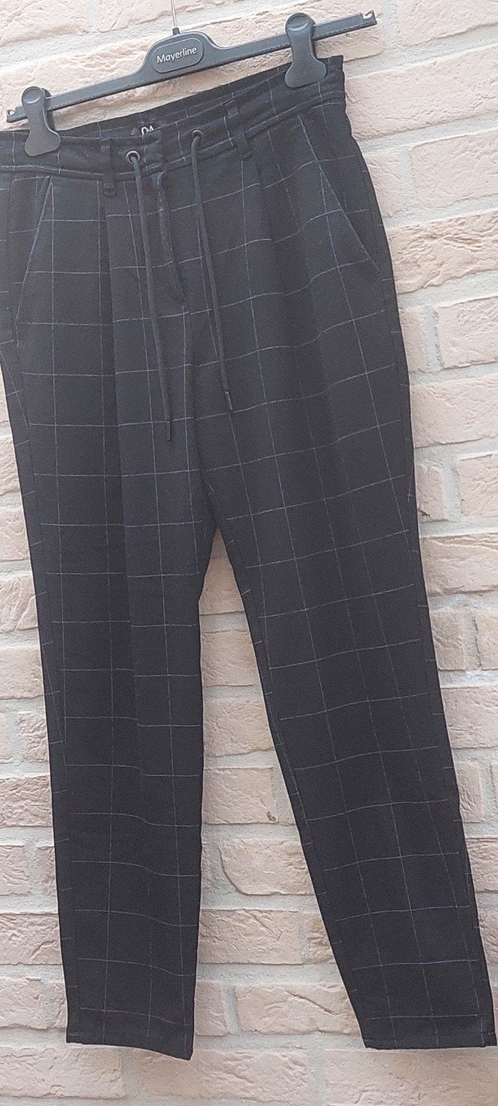 Broek maat 38 c&a, Kleding | Dames, Broeken en Pantalons, Maat 38/40 (M), Overige kleuren, Ophalen of Verzenden, Zo goed als nieuw
