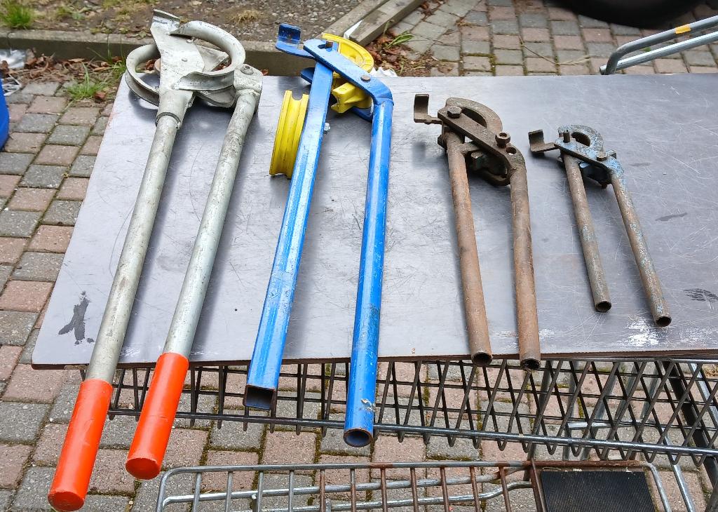 sanitaire Cintreuses, Bricolage & Construction, Enlèvement, Utilisé