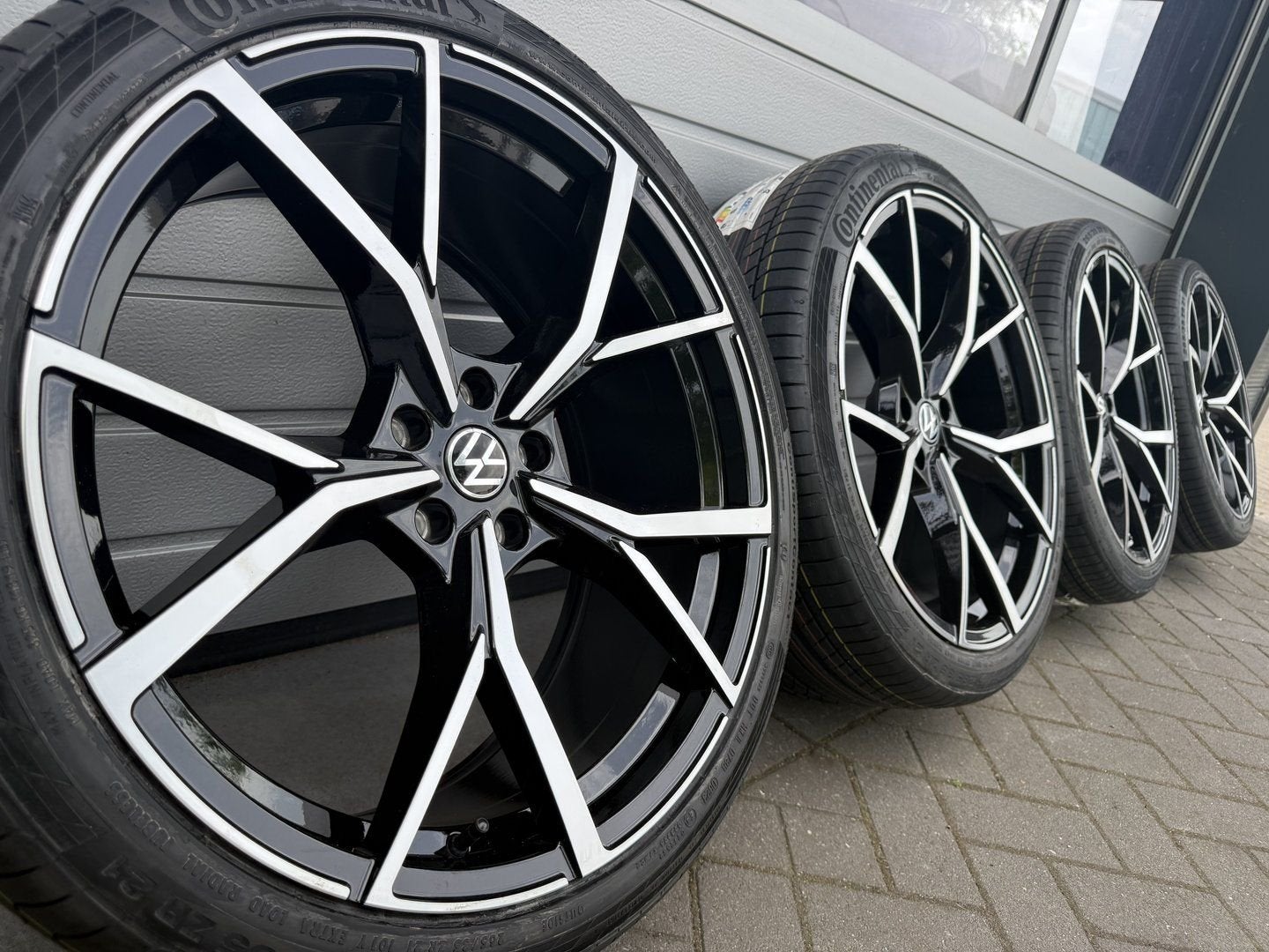 21 “ VW Tiguan Touareg CR Tayron R-line velgen zomerbanden, -, 265 mm, -, Banden en Velgen