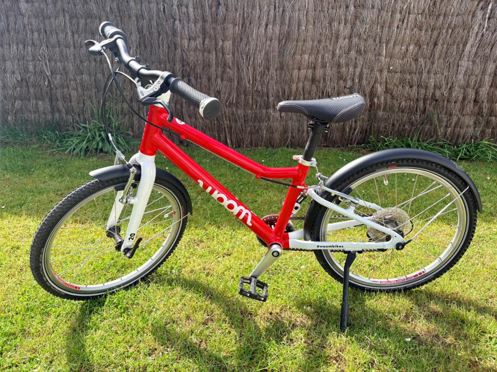 Vélo pour enfants Rode Woom 4 dans un état absolument neuf, Vélos & Vélomoteurs, Enlèvement, Comme neuf, 20 pouces ou plus