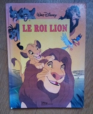 le roi lion grand format    cneuf, Enlèvement ou Envoi, Comme neuf, Collection DISNEY CINEMA, Fiction général